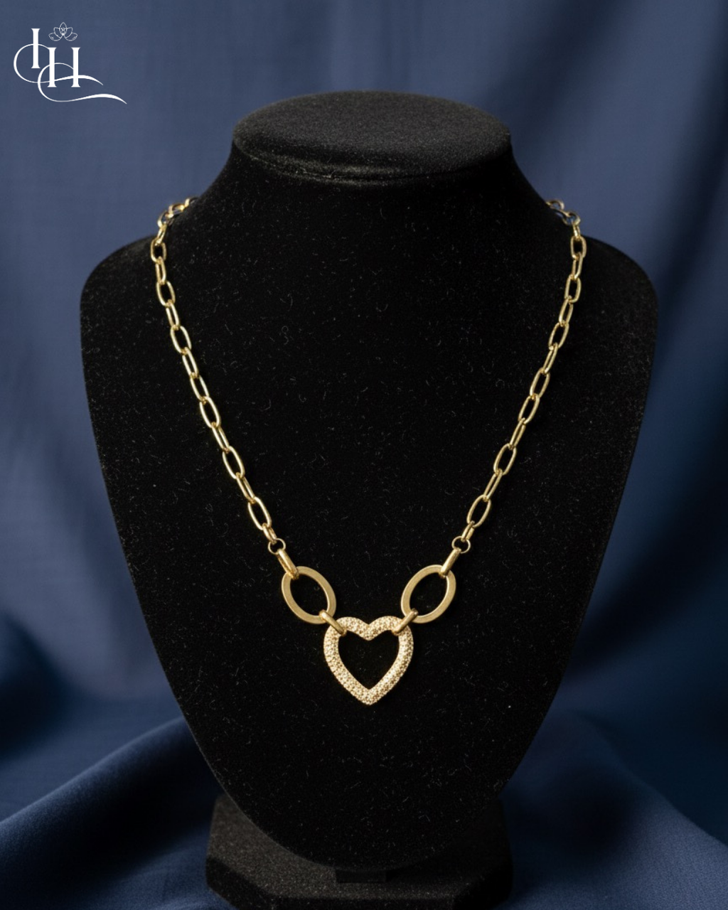 Sparkling Linked Heart Pendant Necklace