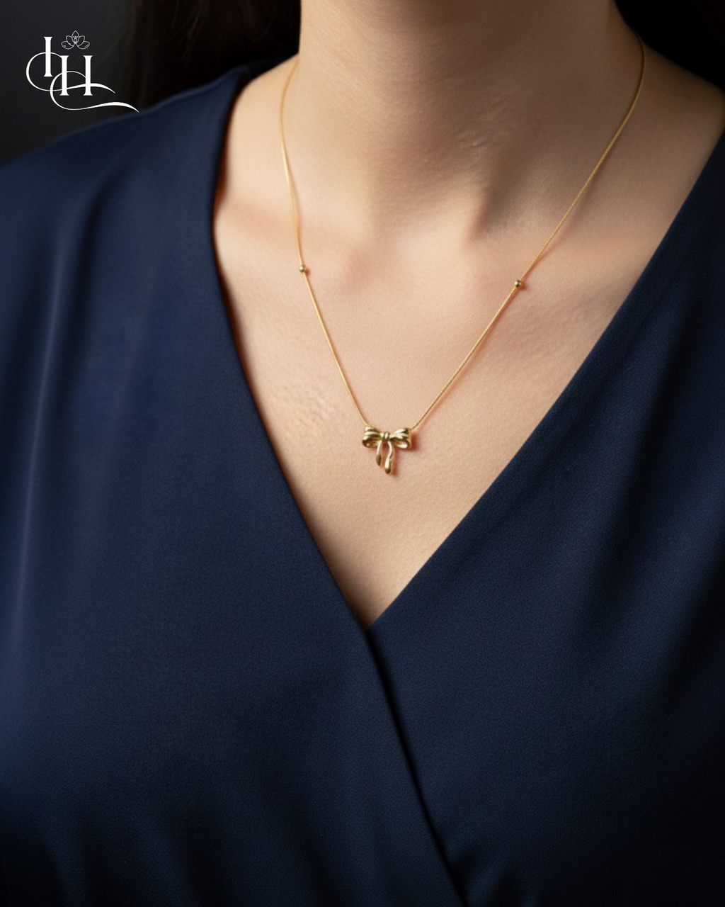 Minimal Bow Charm Necklace