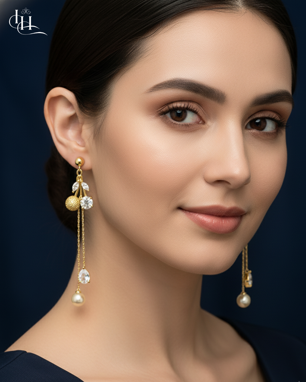 🍒 Opulent Gold Cherry Cluster Dangle Earring